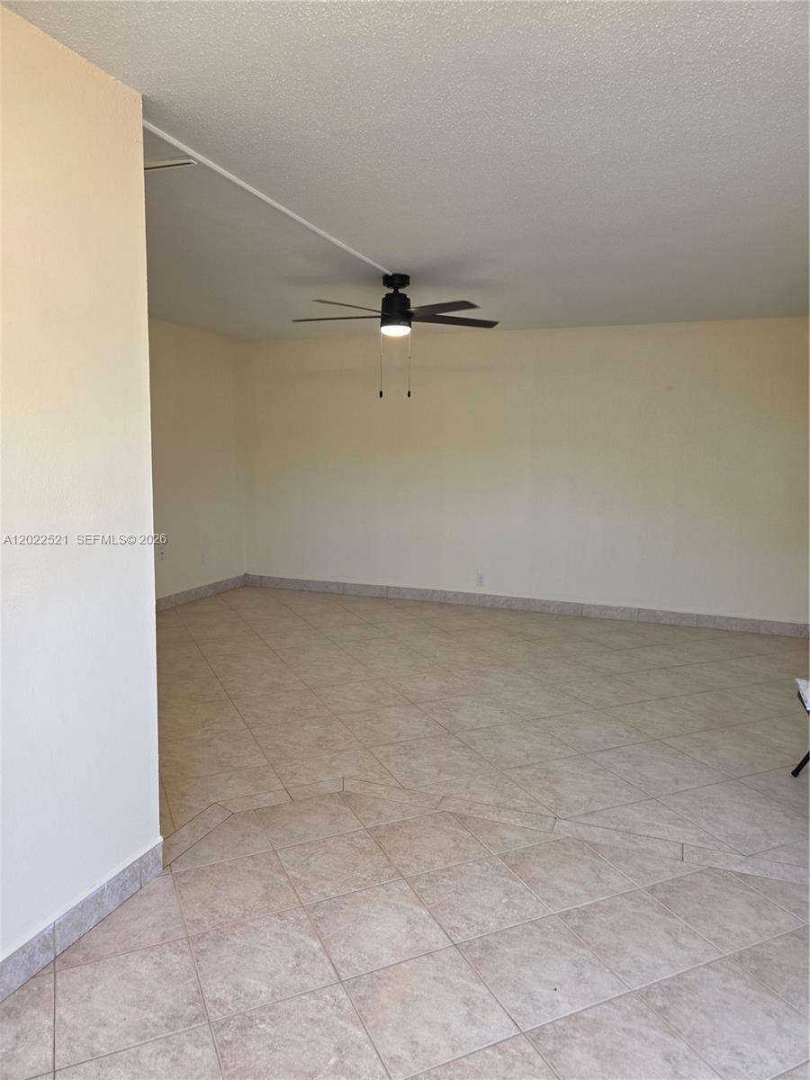 KINGS POINT BRITTANY COND - Residential