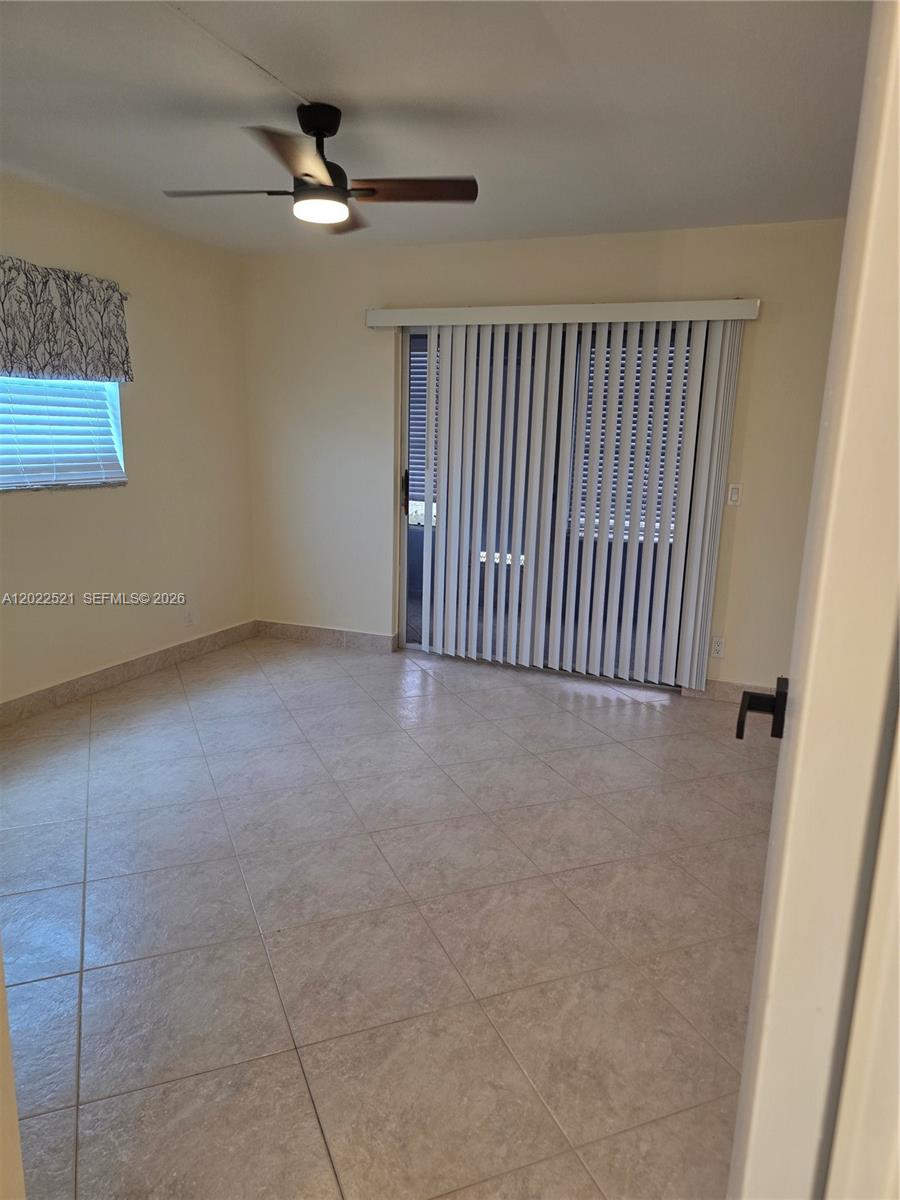 KINGS POINT BRITTANY COND - Residential