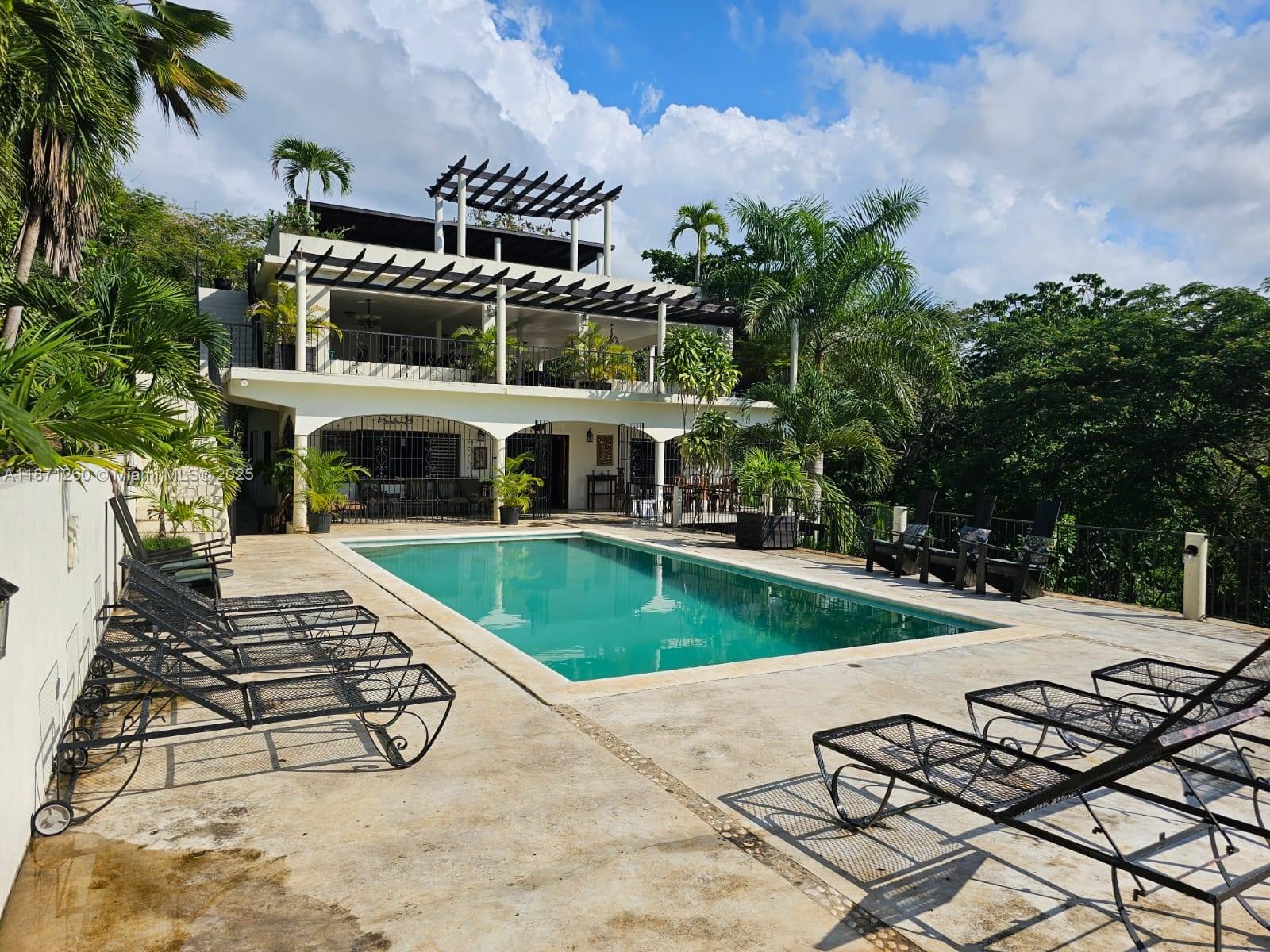 Cardiff Hall Villa - Residential