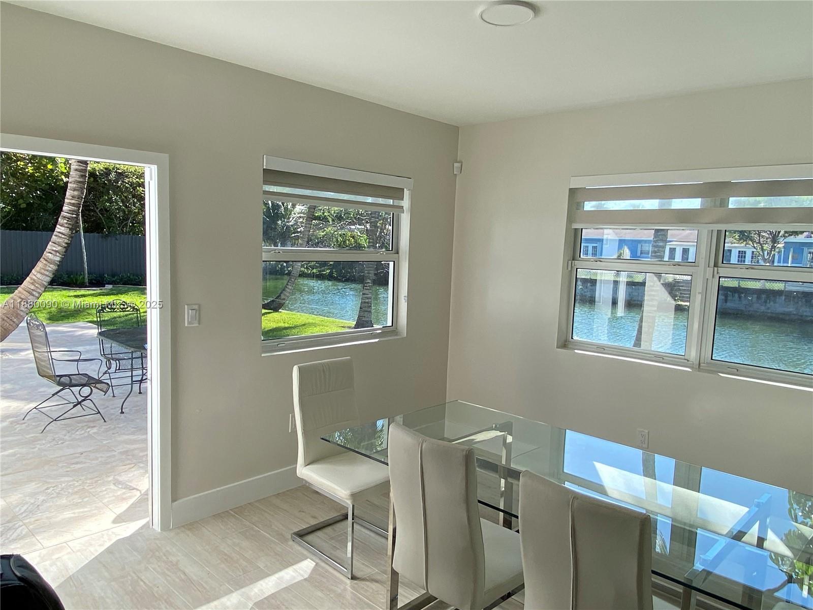 TWIN LAKES MANOR SUB CORR - Residential