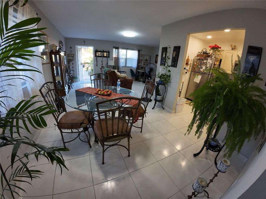Exciting opportunity alert! Stunning 1 bed, 1.5 bath plus den condo, fully renovated this unit has it all! including a full size washer and dryer!! Located in the wonderful Kings Point community, this 55+ association offers everything you need.Kings Point is like living in a resort where you can enjoy the country club lifestyle without the mandatory equity fees. Kings Point offers amazing amenities: 3 clubhouses, 2 golf courses, 8 swimming pools (5 outdoor, 3 indoor), 2 fitness centers, tennis & pickleball courts, shuffleboard, bocce ball, billiards, library, theater, clubs, classes & social activities, and courtesy bus transportation. Don't miss out on this amazing chance!