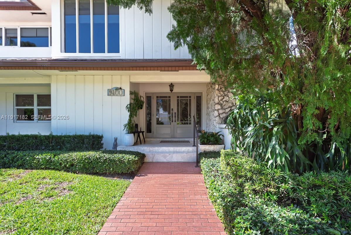 BAY HARBOR ISLAND - Residential