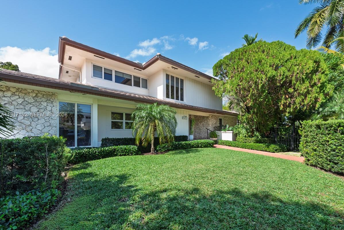 BAY HARBOR ISLAND - Residential