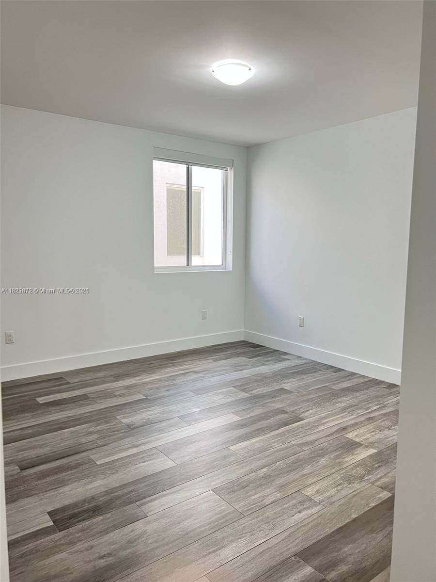 DORAL COMMONS RESIDENTIAL - Residential