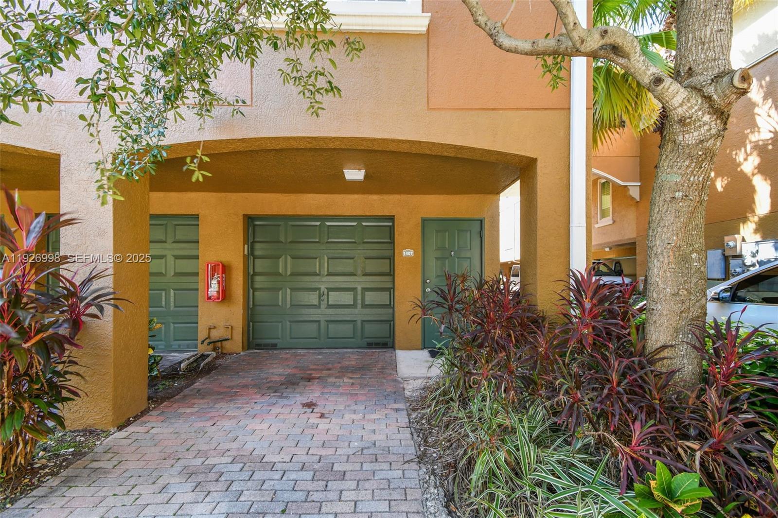 AVENTI AT AVENTURA CONDO - Residential Lease