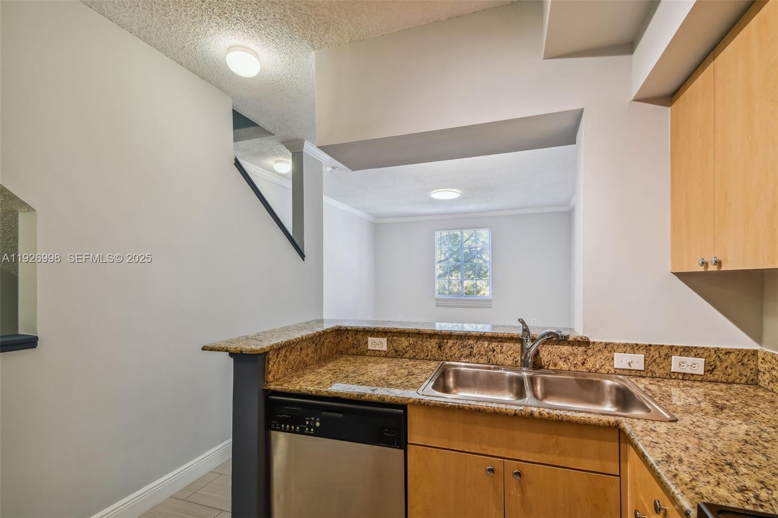 AVENTI AT AVENTURA CONDO - Residential Lease