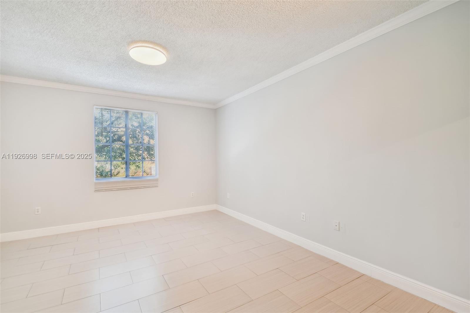 AVENTI AT AVENTURA CONDO - Residential Lease