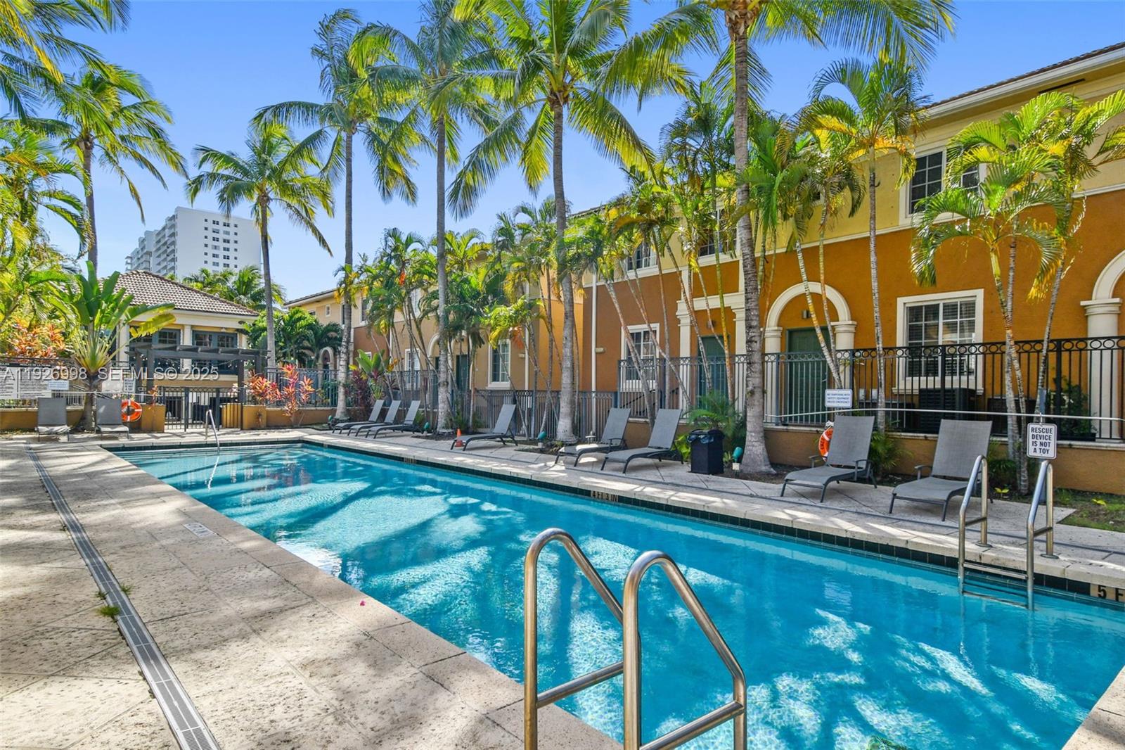 AVENTI AT AVENTURA CONDO - Residential Lease