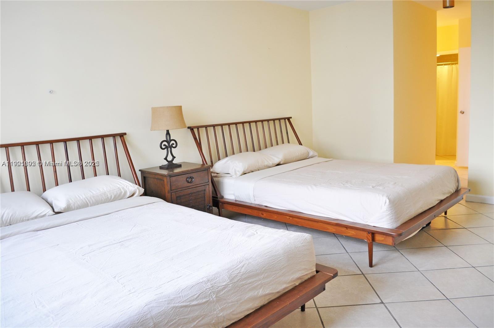 THE DECOPLAGE CONDO - Residential