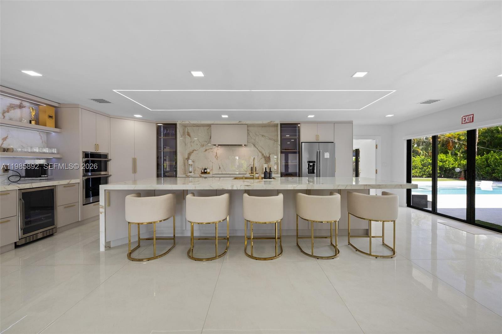 Hollywood Lakes - Residential Lease