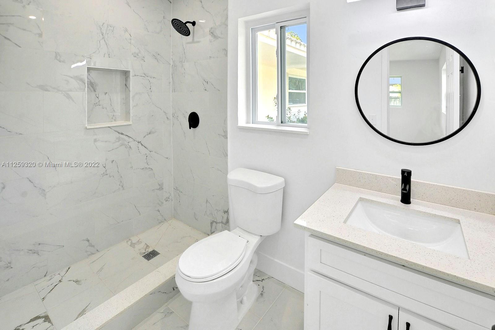 PLANTATION GARDENS - Residential Lease