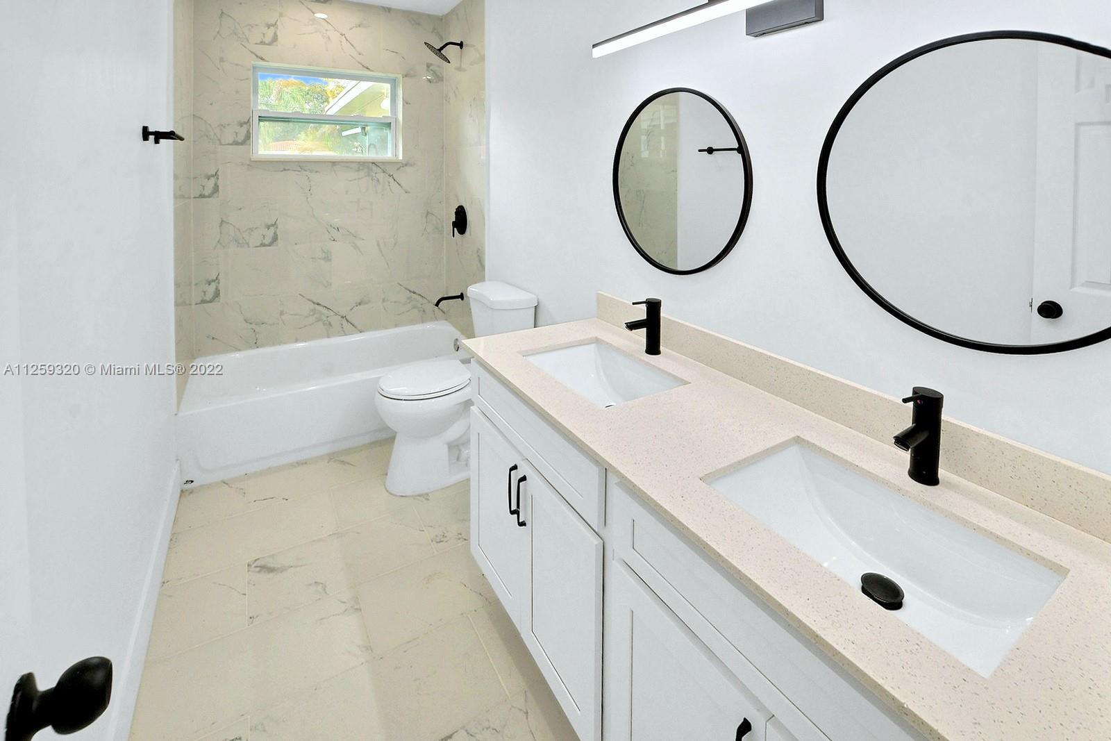 PLANTATION GARDENS - Residential Lease