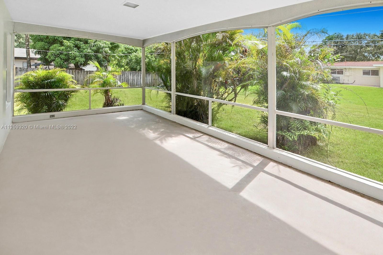 PLANTATION GARDENS - Residential Lease