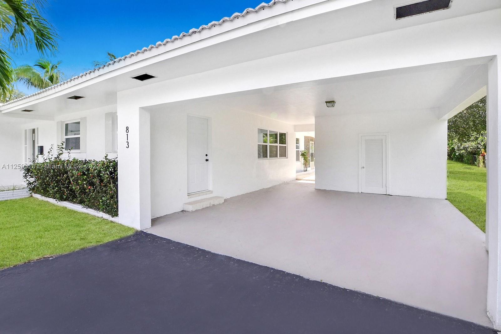 PLANTATION GARDENS - Residential Lease