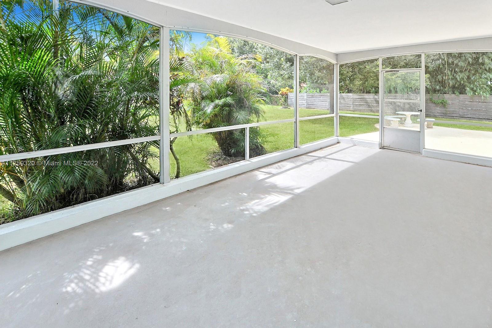 PLANTATION GARDENS - Residential Lease