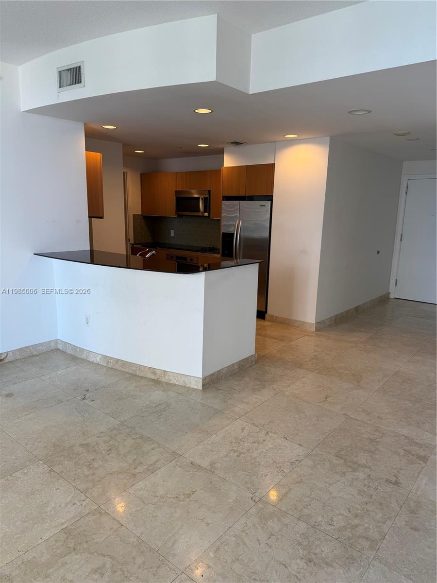 1060 BRICKELL CONDO - Residential Lease