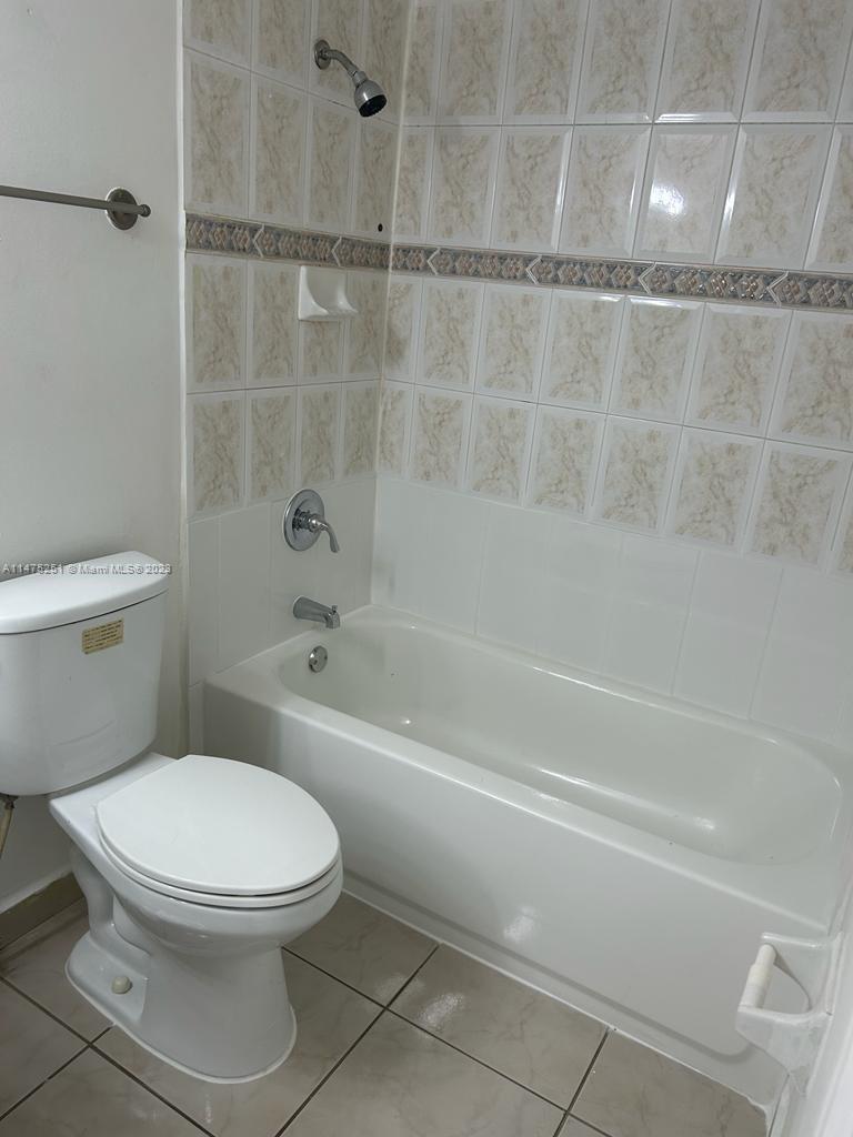 LAS ESTRELLAS CONDO - Residential Lease