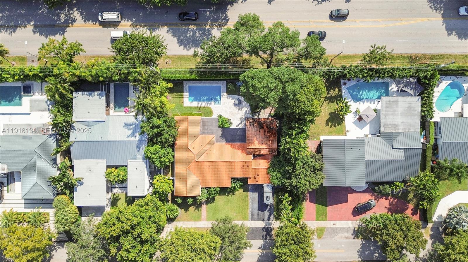 BAY HEIGHTS - Residential