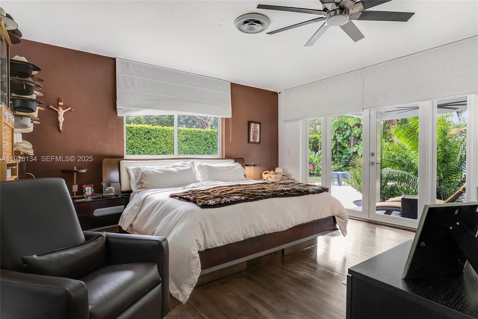 BAY HEIGHTS - Residential