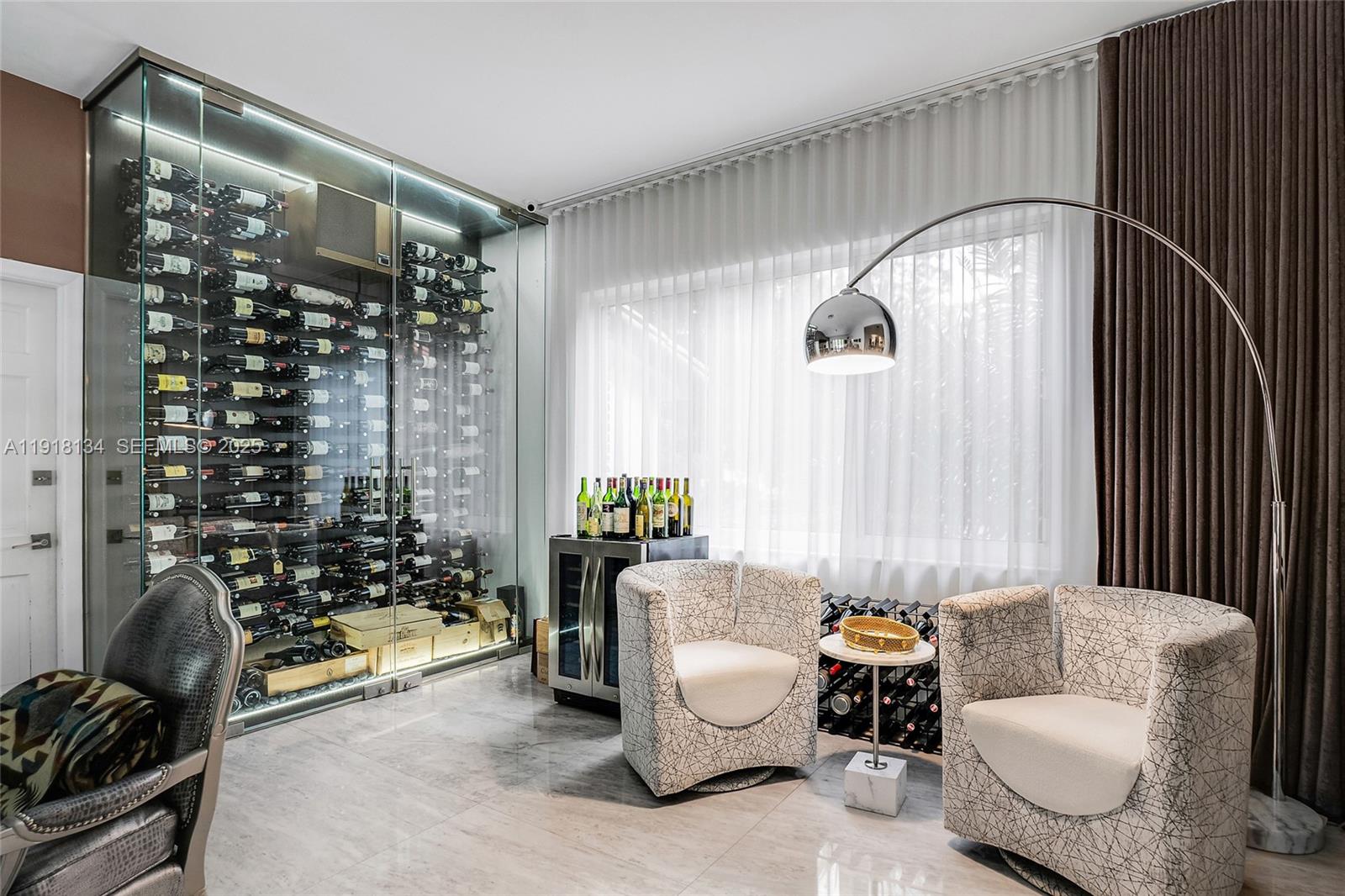 BAY HEIGHTS - Residential