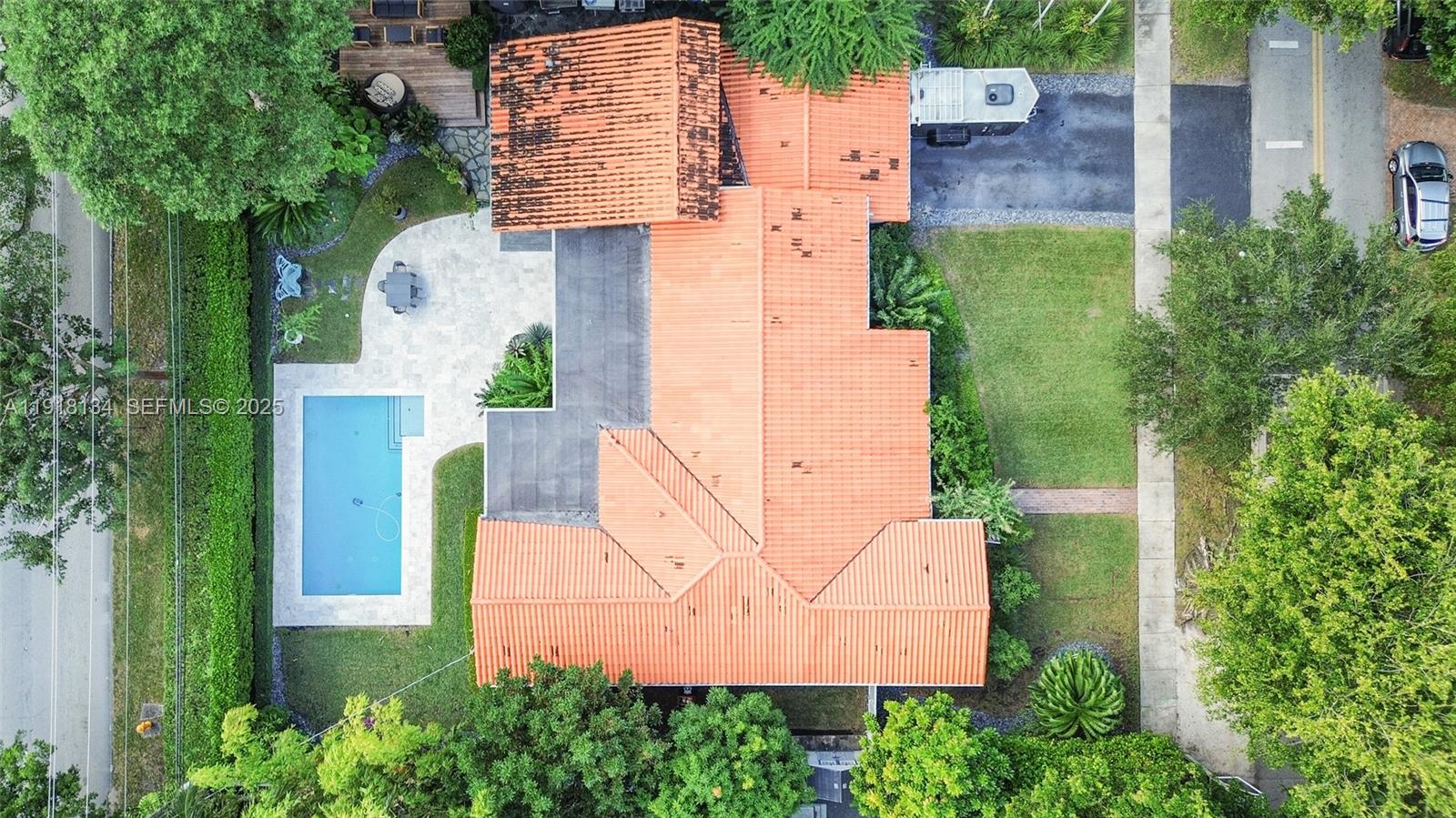 BAY HEIGHTS - Residential