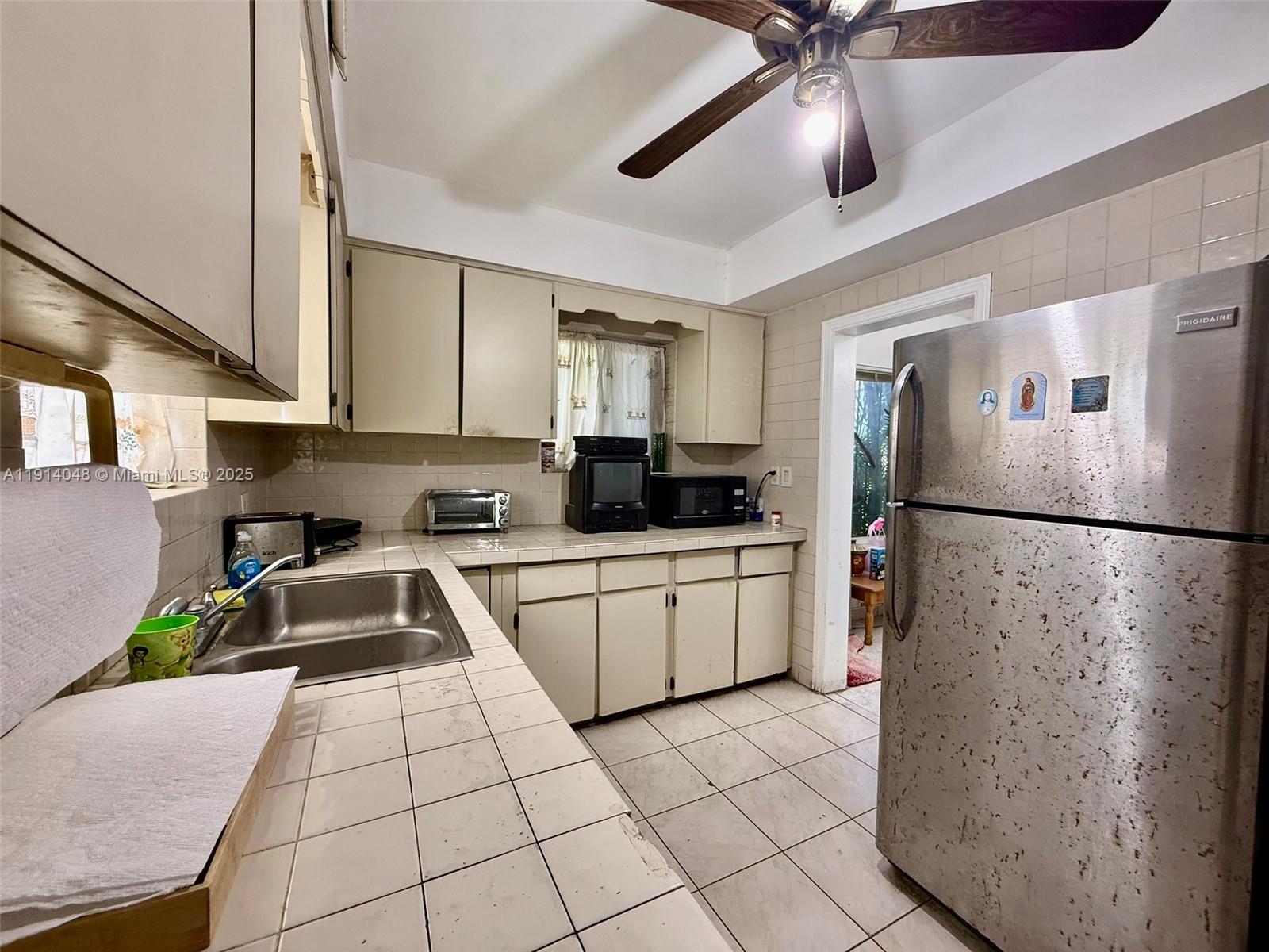 PALBICKE & GARRISONS 2ND - Residential Income