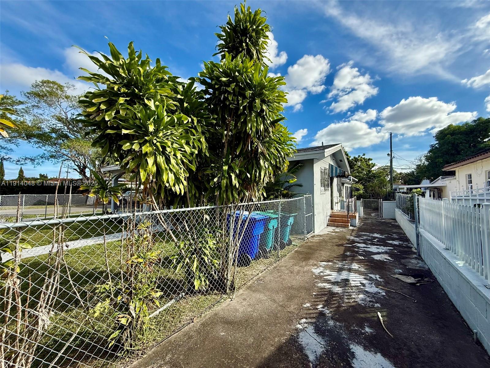 PALBICKE & GARRISONS 2ND - Residential Income