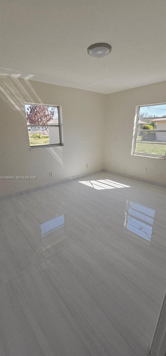 WHISPERING PALMS UNIT 5 - Residential Lease