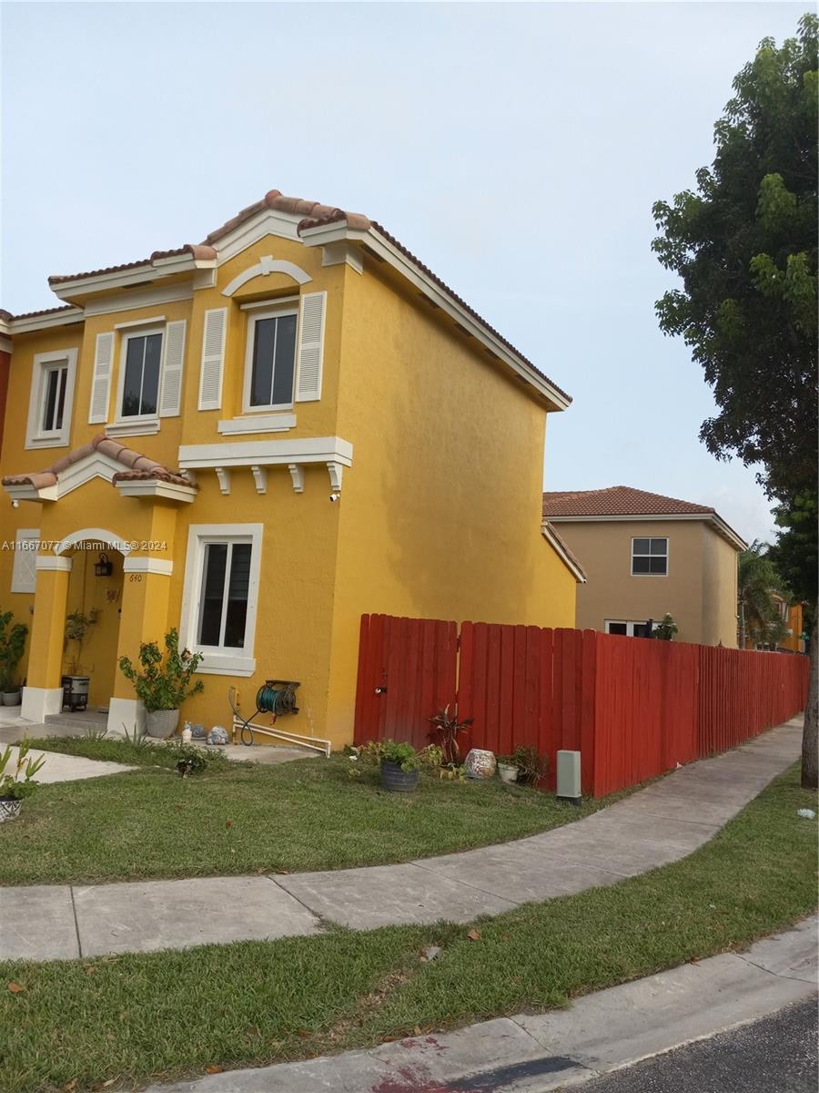 Fully remodeled 3/3 townhome in desirable "Casa del Sur" gated residences in Homestead, Fl. Large corner lot all enclosed. All tile; all three (3) baths toilets, sinks and shower newly remodeled; New appliances in Kitchen; Water filter; and very desirable patio. Casa club includes pool and toddles park. Very nice, clean and quite community nearby AAA schools and shopping centers. Location!!!! Tenant occupied. Showings on Saturdays only from 12pm to 3pm. New pictures coming soon. Owner motivated!