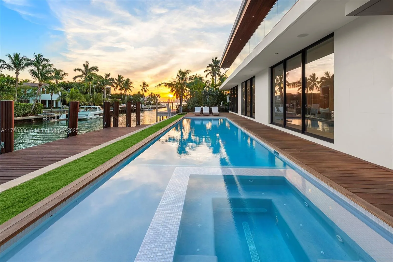 Miami Beach, Florida 33140, United States, 7 Bedrooms Bedrooms, ,10 BathroomsBathrooms,Residential,Active,77512