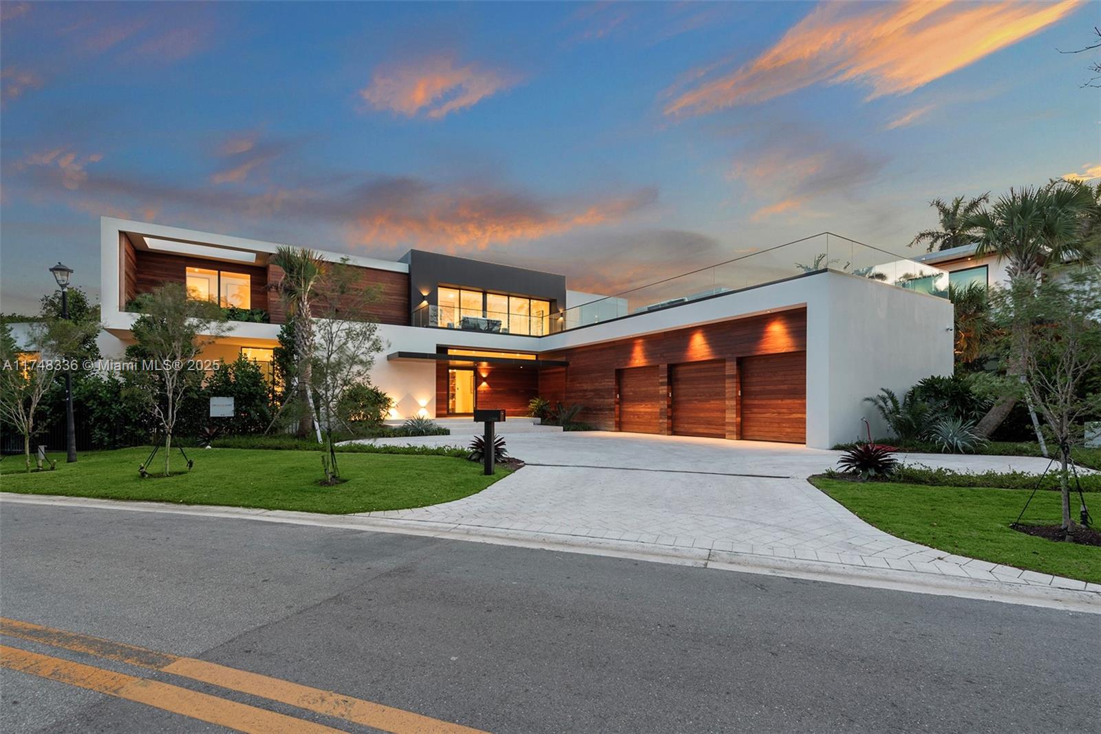SUNSET ISLANDS-ISLAND NO - Residential