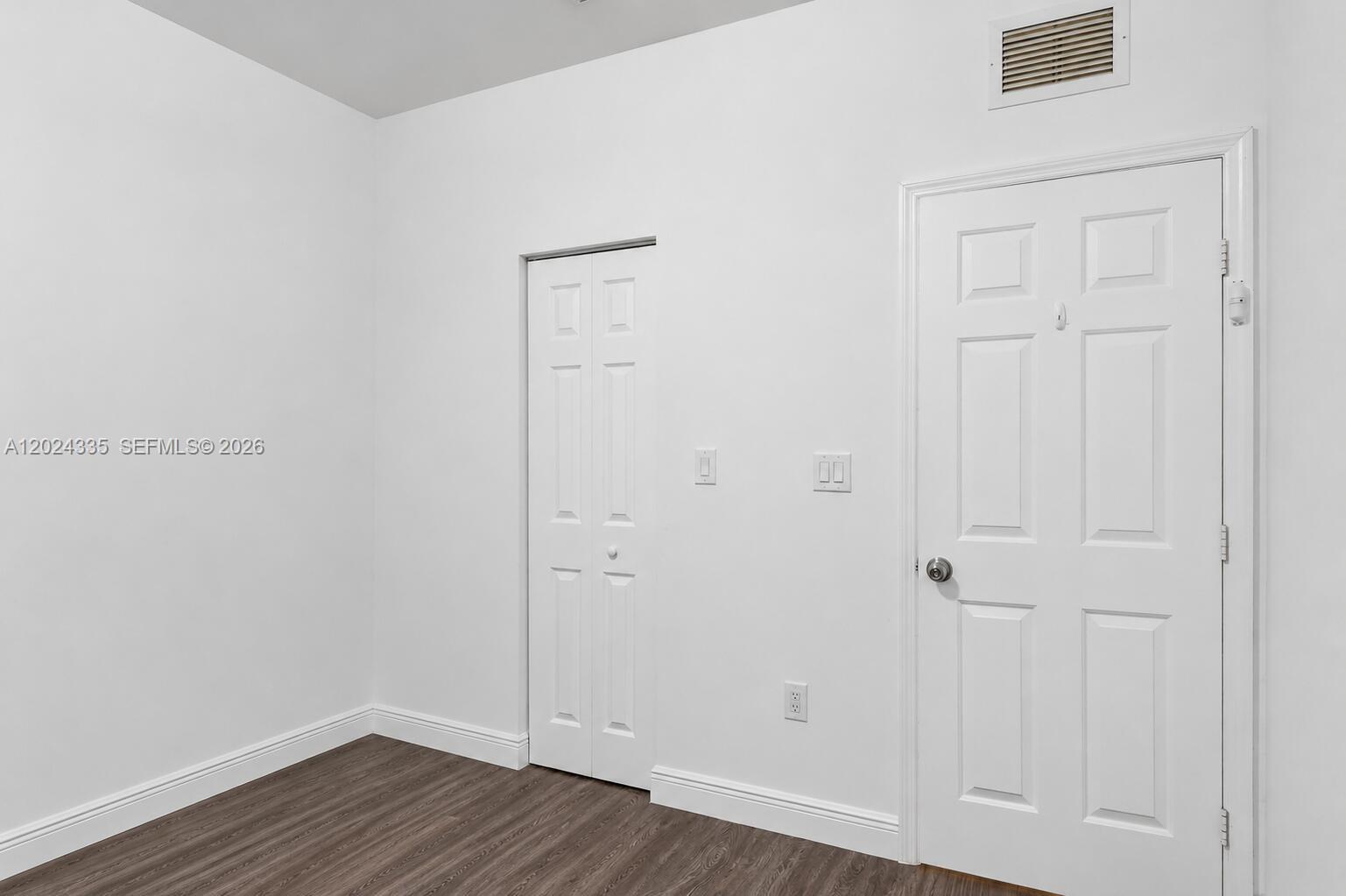 ISLANDS AT DORAL 1ST ADDN - Residential