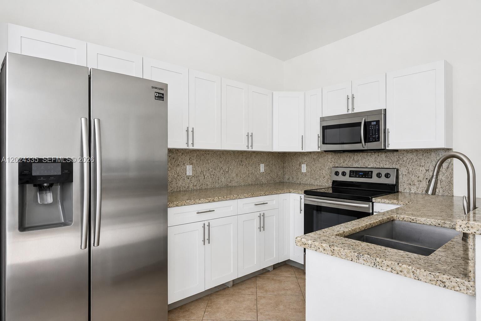 ISLANDS AT DORAL 1ST ADDN - Residential