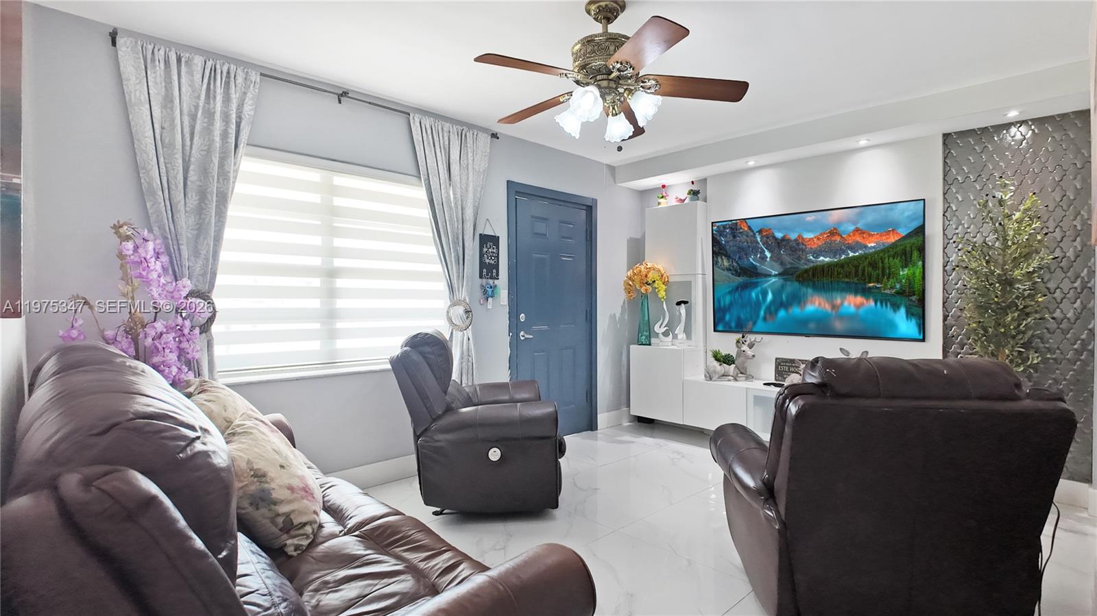 SUN-TAN VILLAGE SEC 1 - Residential