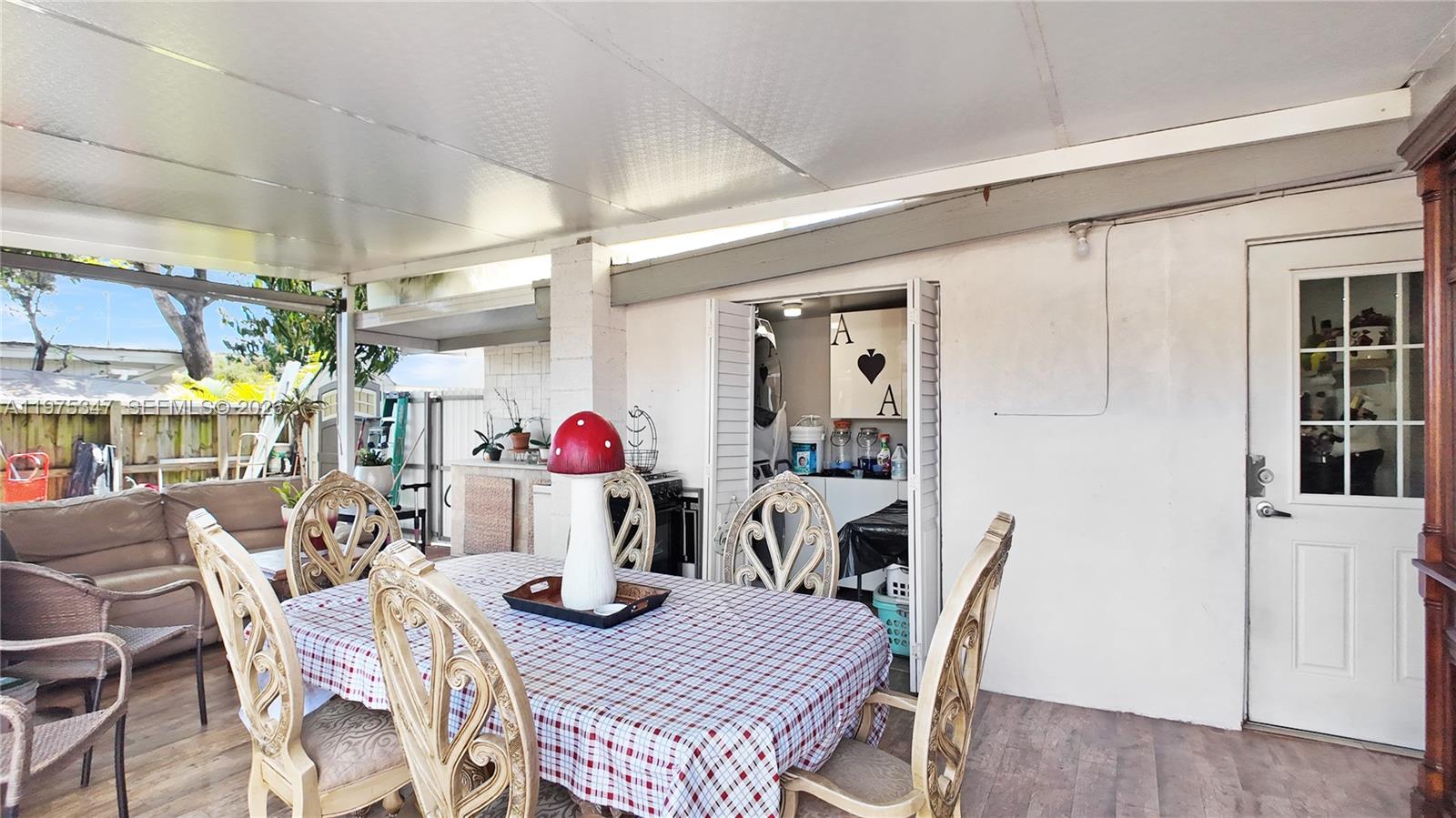 SUN-TAN VILLAGE SEC 1 - Residential