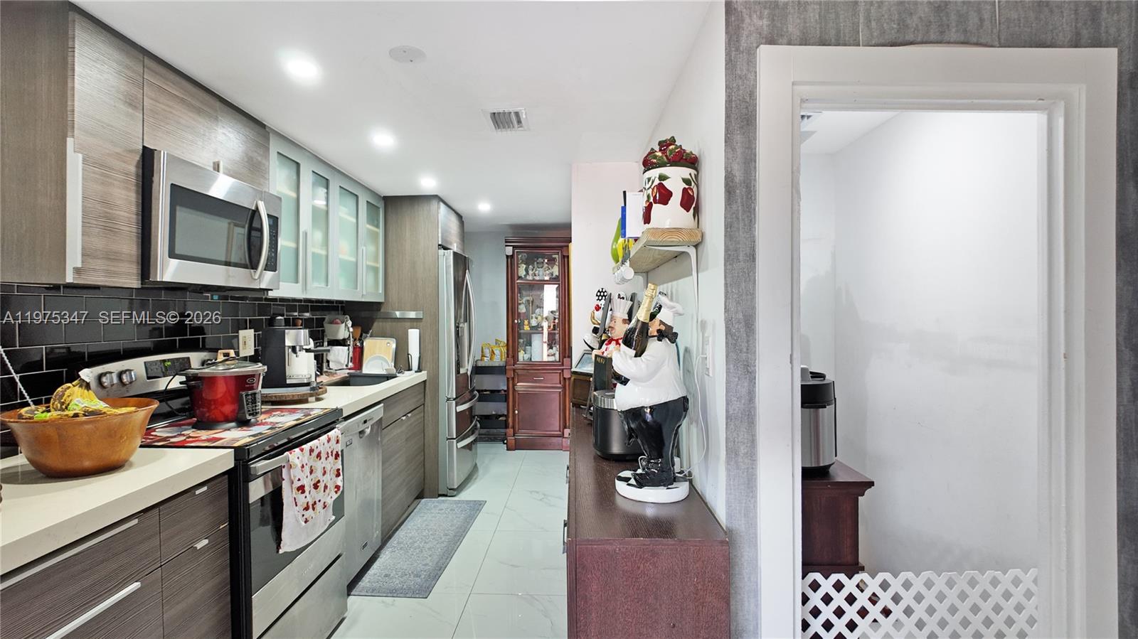 SUN-TAN VILLAGE SEC 1 - Residential