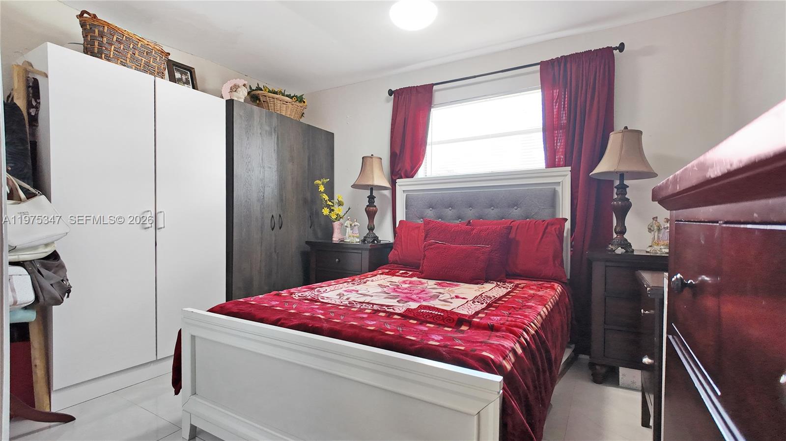 SUN-TAN VILLAGE SEC 1 - Residential