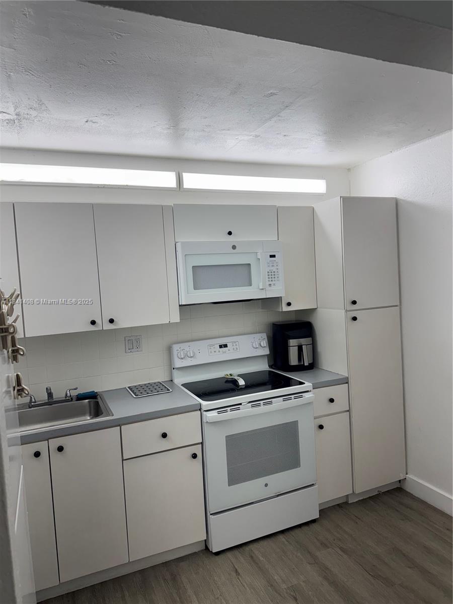 2903 N Miami Beach Blvd 206