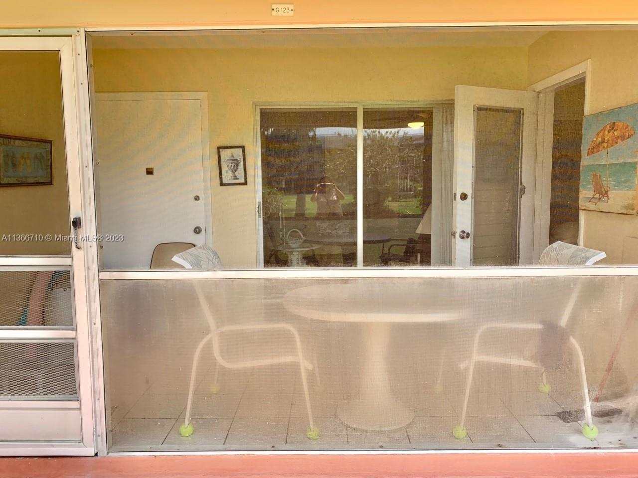 BEVERLY HILLS CONDO NUMBE - Residential