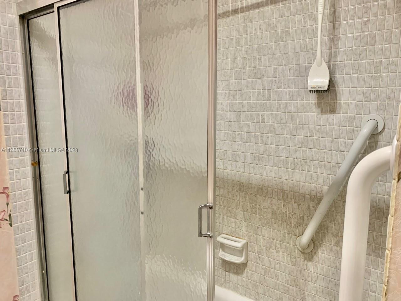 BEVERLY HILLS CONDO NUMBE - Residential