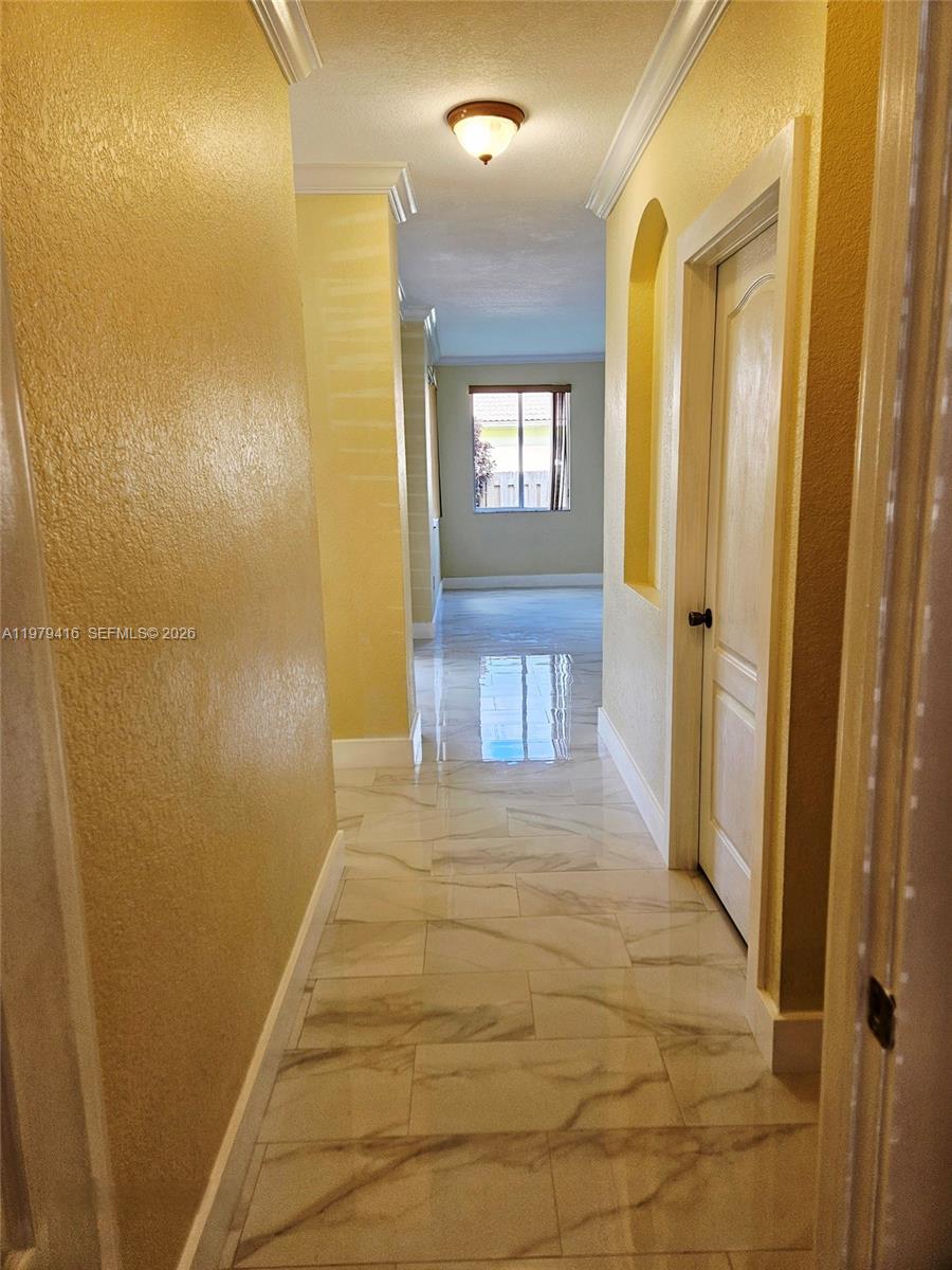 MARBELLA ESTATES - Residential