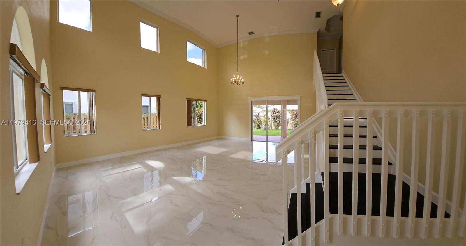 MARBELLA ESTATES - Residential