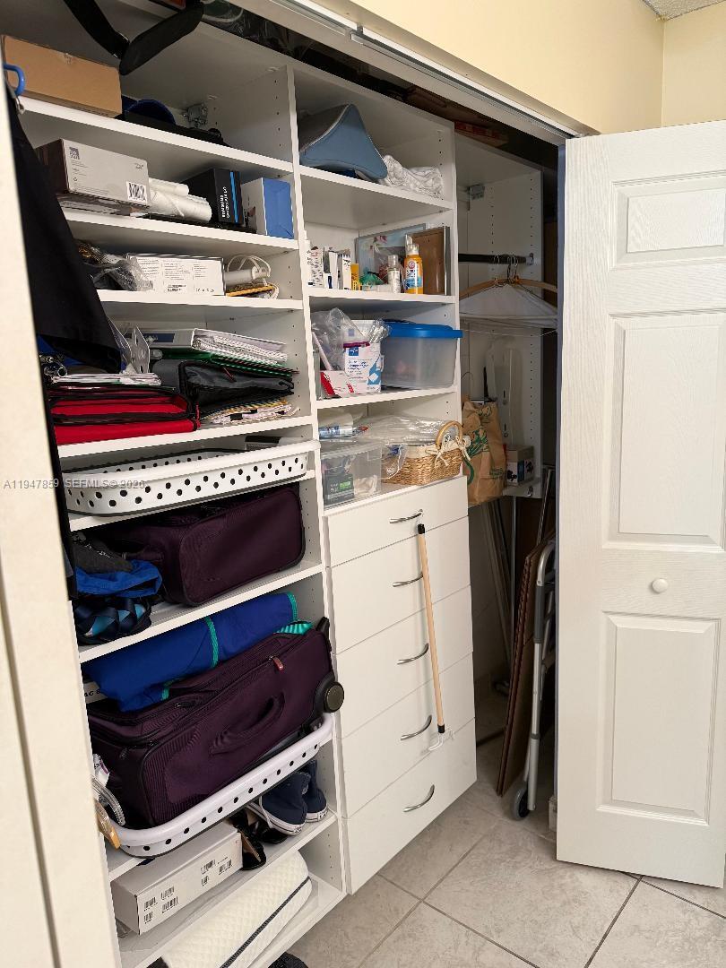 THE RIDGES AMEND - Residential