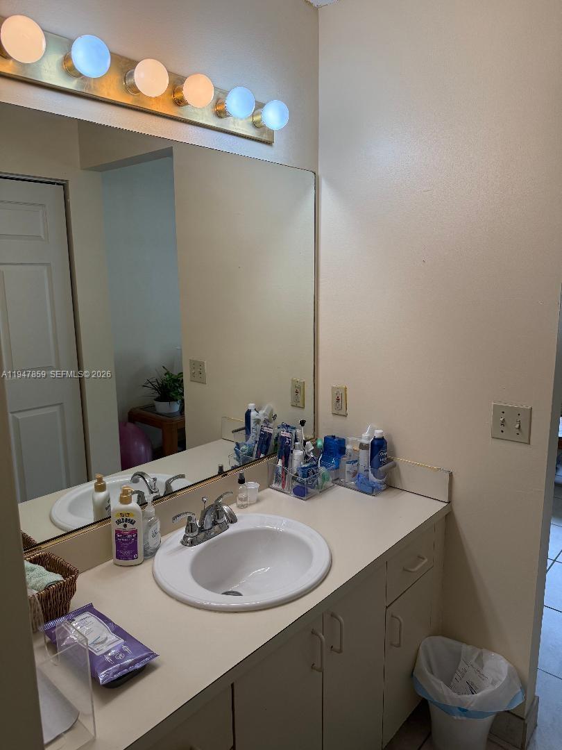 THE RIDGES AMEND - Residential