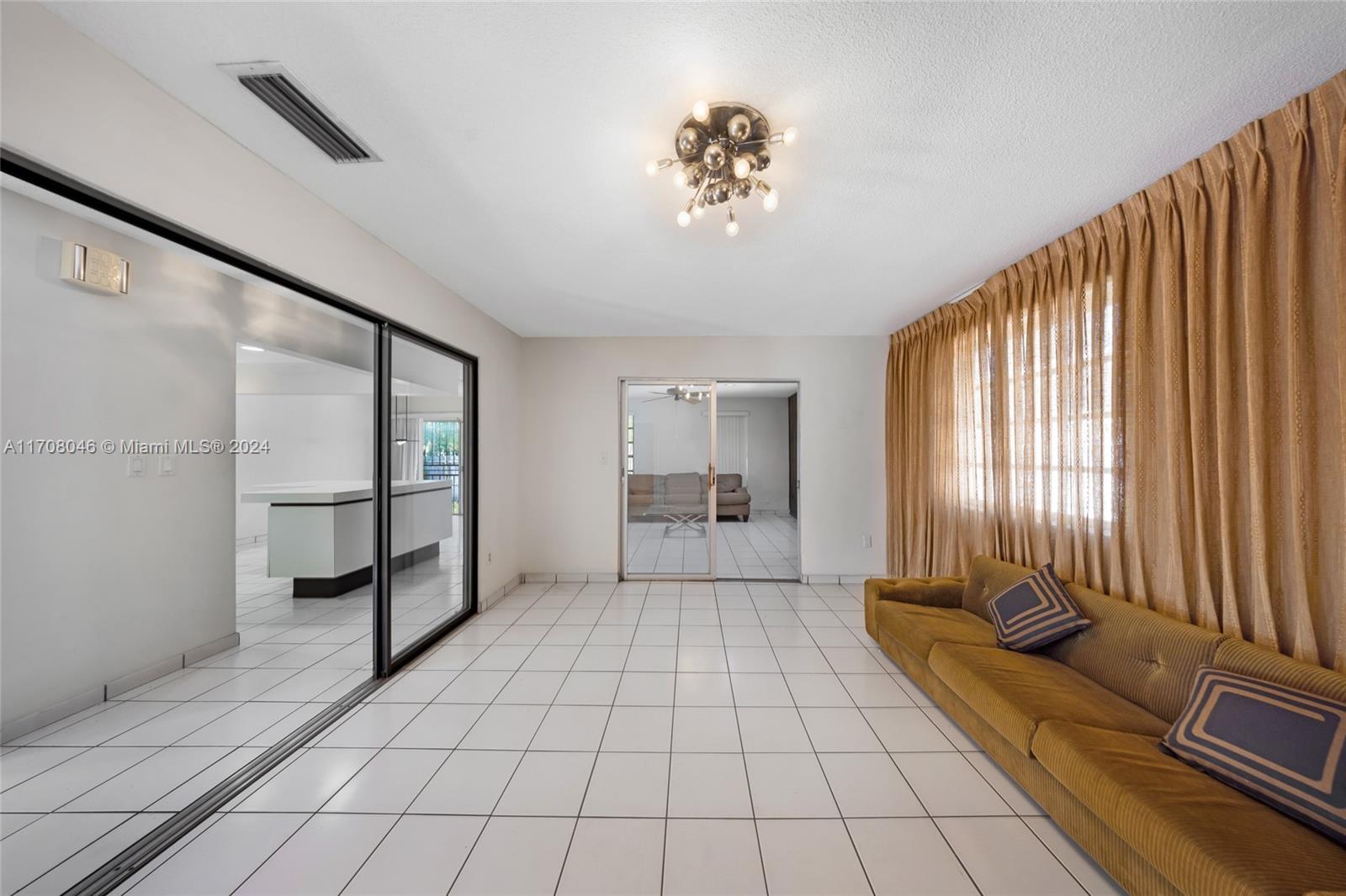 NEW SHENANDOAH - Residential