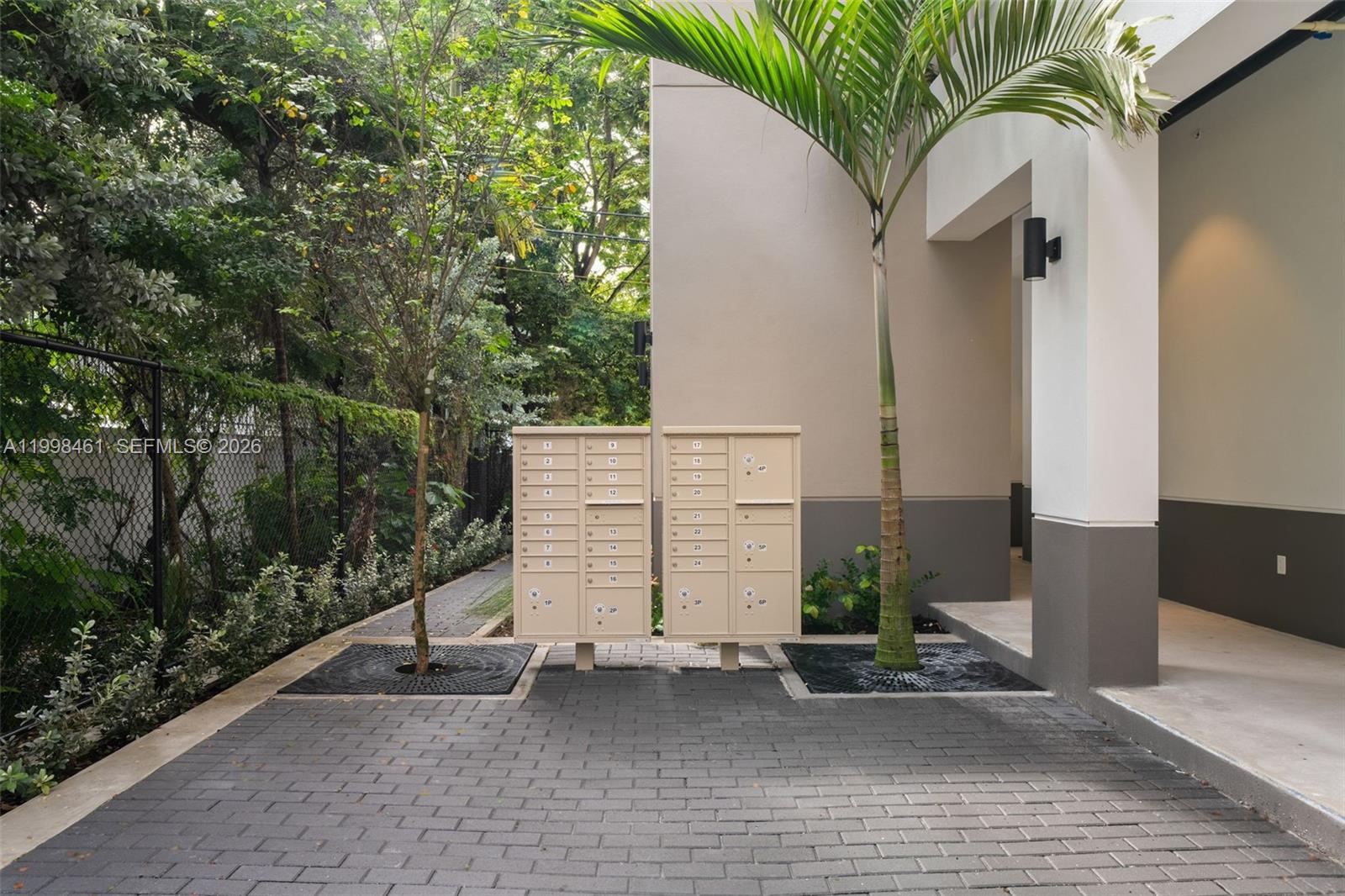 SIX50 MIAMI - Residential Lease