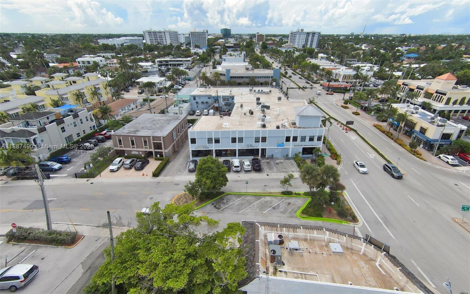 View photos, virtual tours, details... 218 Commercial Blvd # 108