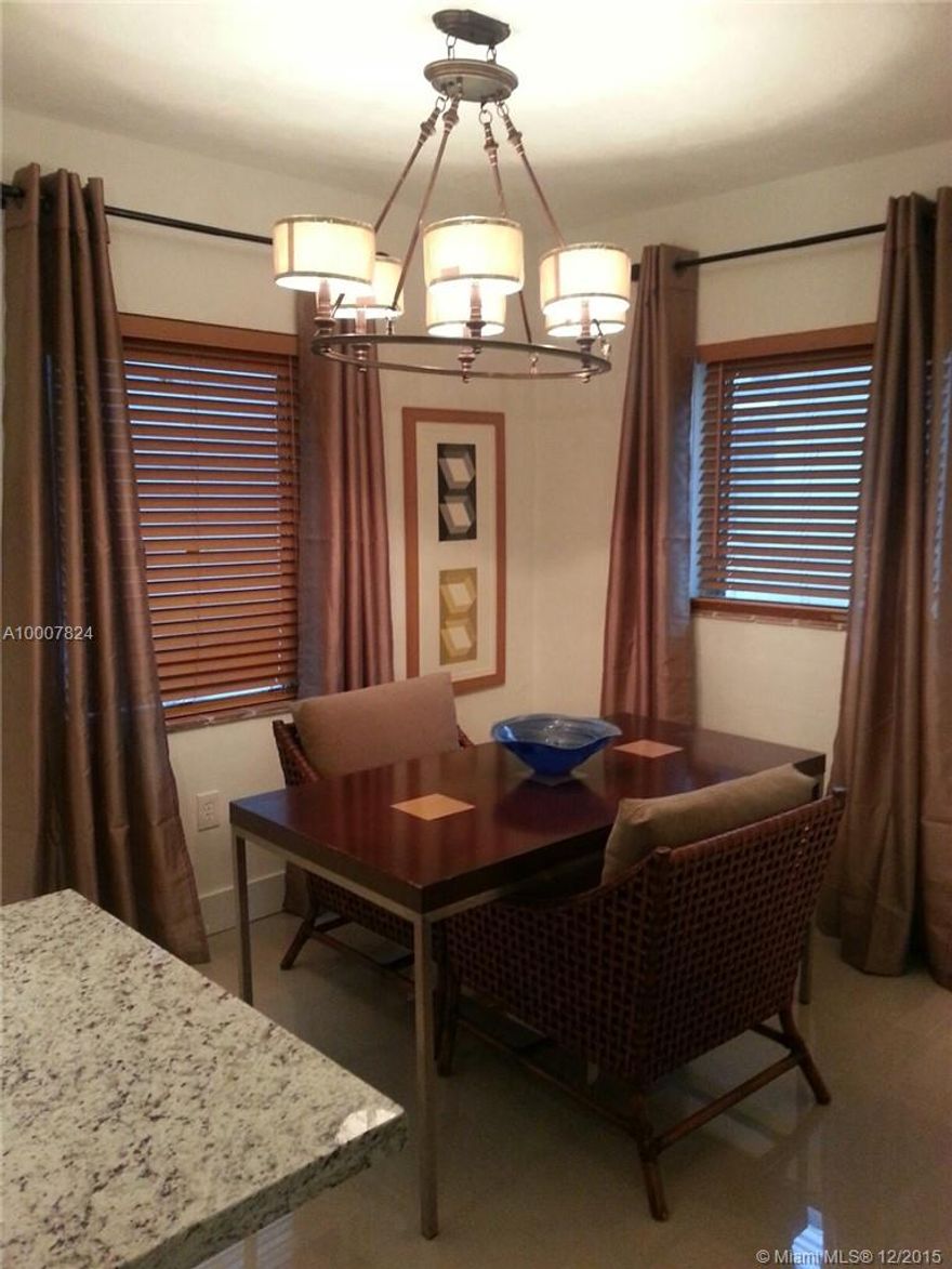 Turn-key beauty, quiet, fresh, clean, modern, intracoastal fishing allowed, 15min to the beach. No small kids allowed or pets. Laundry area in building.