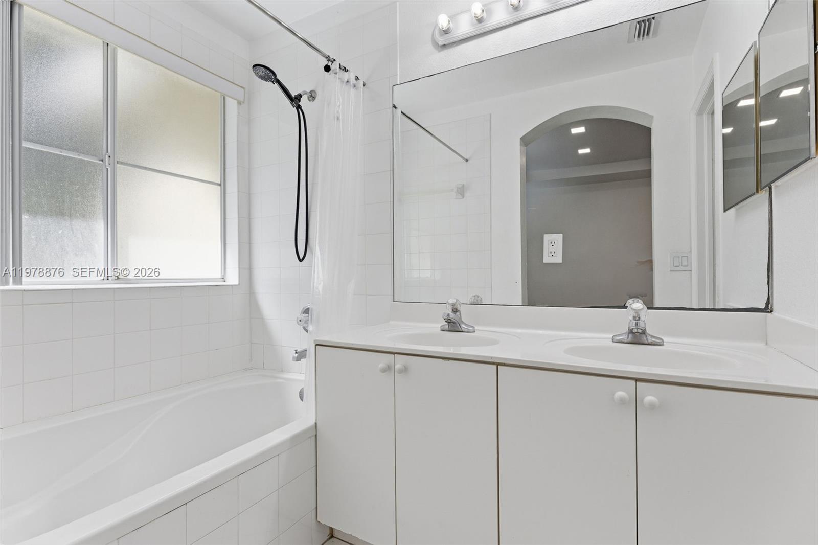 CENTURY PARK CONDO - Residential