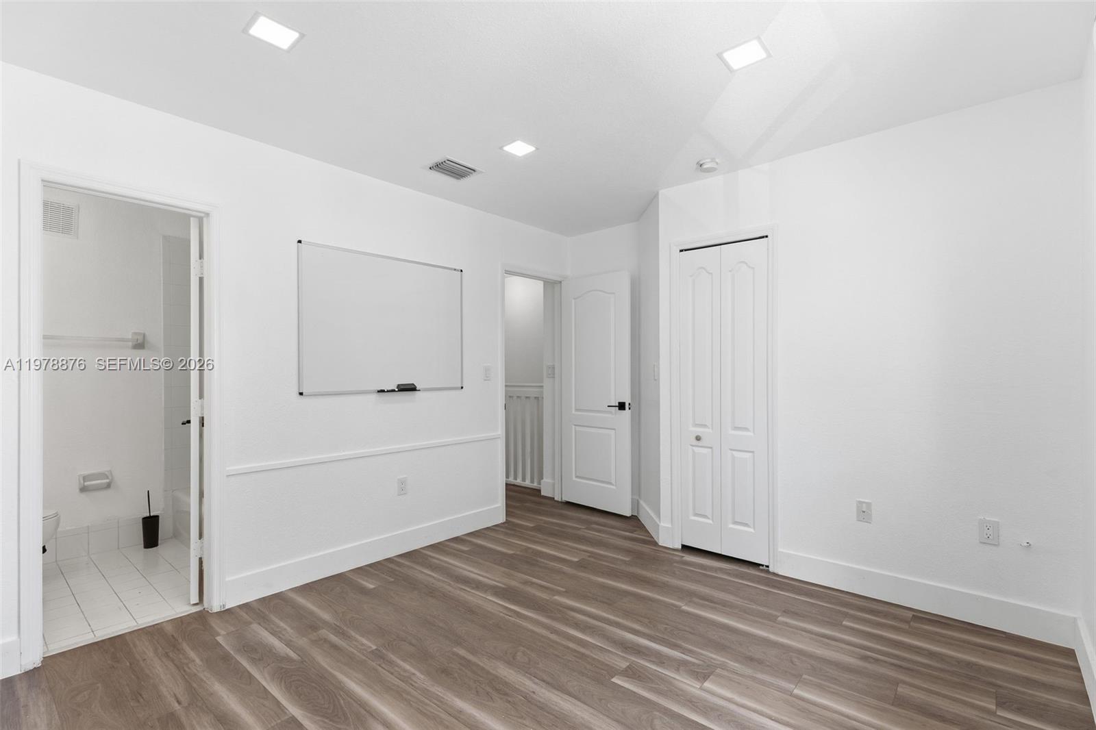 CENTURY PARK CONDO - Residential